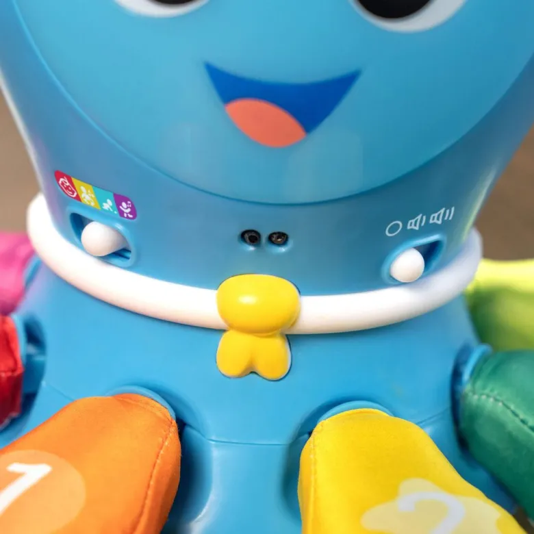 BABY Einstein 4-in-1 Crawl & Chase Pal, Go Opus Go™