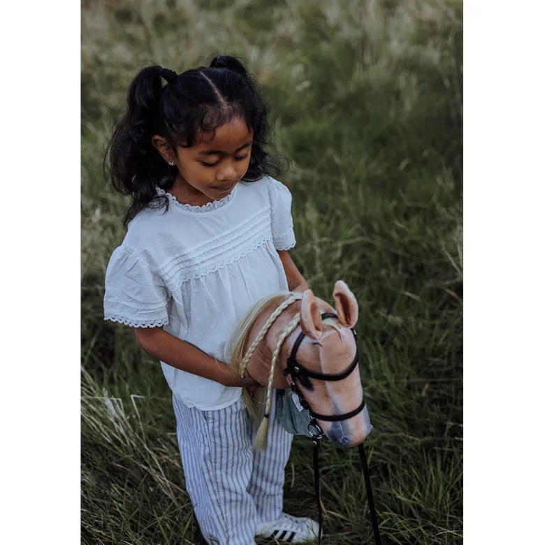 By Astrup Hobby Horse, Spirit – Blond