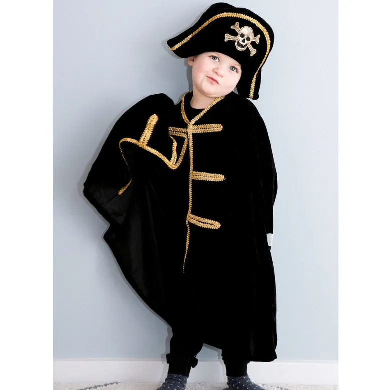 Den Goda Fen Costume, Pirate Hat and Cape - Ages 3-8 Years
