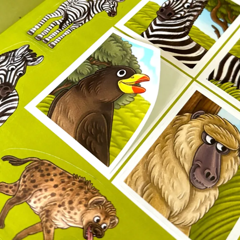 Forlaget Bolden, Nature's World – with Stickers – Atlas of the World's Animals