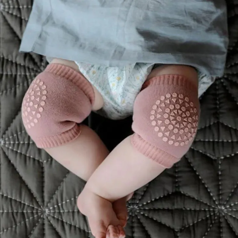 GoBabyGo Knee Pads with Rubber Dots, Misty Plum