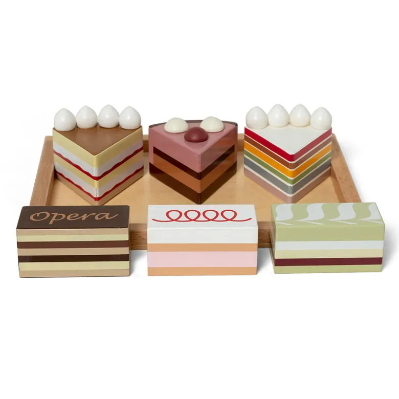 Mamamemo Wooden Play Food, Cake Slices on a Platter