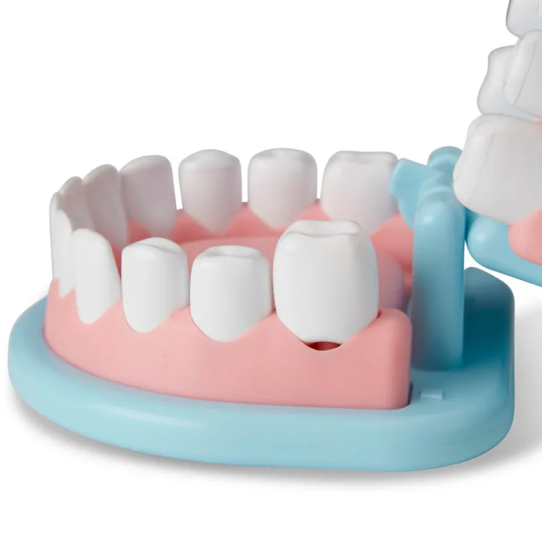 Melissa & Doug Dentist Play Set, Smile - 25 Pieces