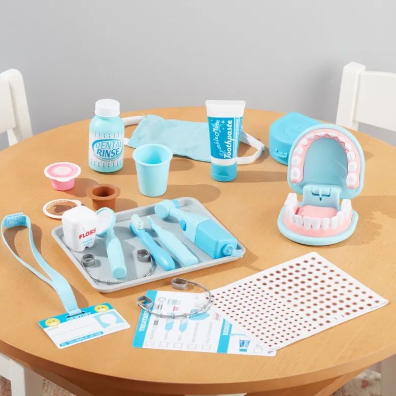 Melissa & Doug Dentist Play Set, Smile - 25 Pieces