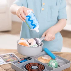 Melissa & Doug Water Wow Play Food with Water-Activated Color Change, Cooktop with Pot