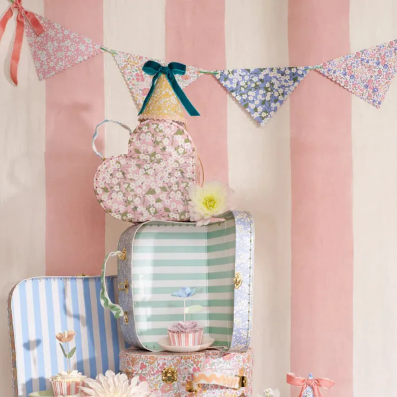 Meri Meri x Liberty Garland, Wavy Edge - 3.4 m