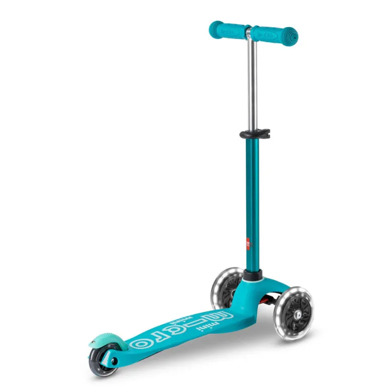Micro Mini Deluxe LED Scooter - Aqua