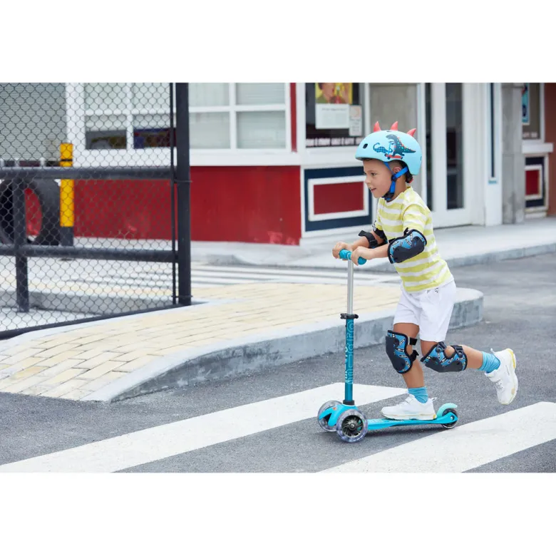 Micro Mini Deluxe LED Scooter - Aqua