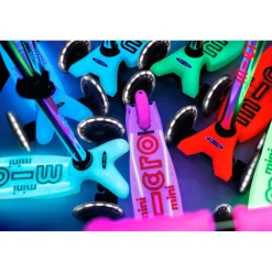 Micro Scooter, Mini Deluxe Glow LED Plus - Glacier Aqua