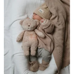 Moonie 2.0, Organic Humming Bear with Pink Noise and Lamp - Sand