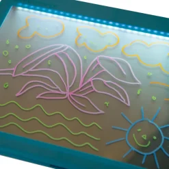 Moulin Roty Light-Up Drawing Board, Tout autour du monde