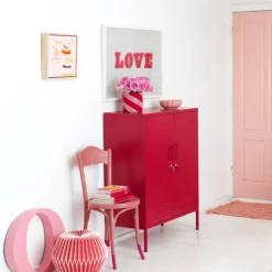 Mustard Made The Midi skab, Poppy