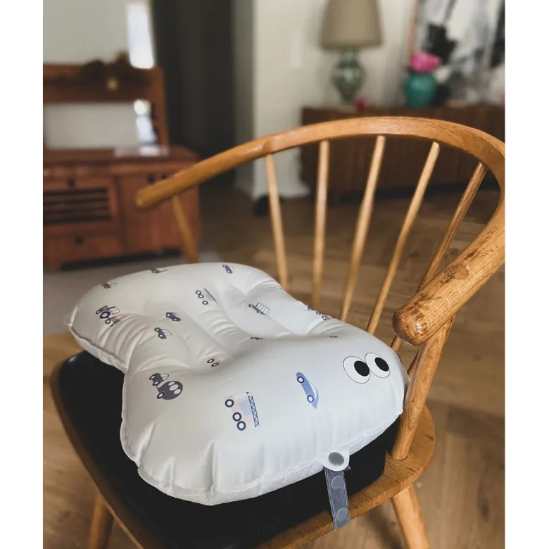 Noui Noui Have a Seat, Inflatable Seat Cushion for Children - Wheels