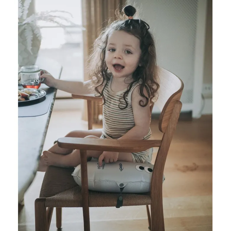 Noui Noui Have a Seat, Inflatable Seat Cushion for Children - Wheels