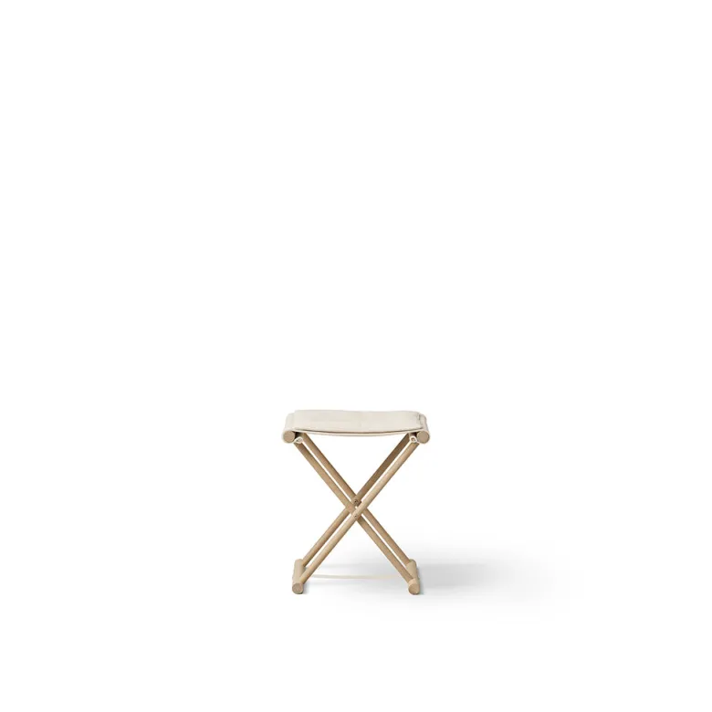 Oliver Furniture, Camp junior taburet - Eg/ufarvet