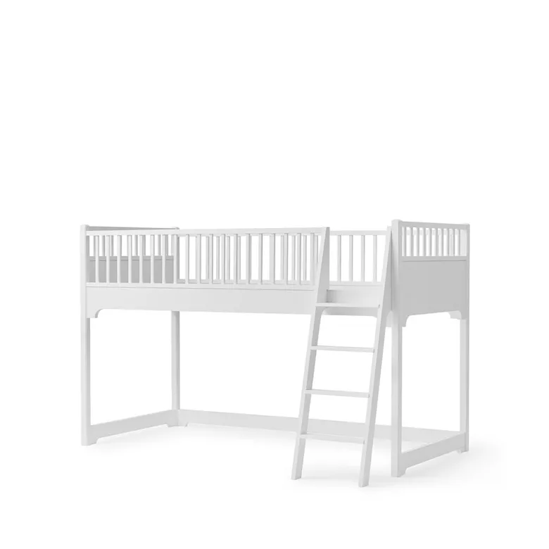 Oliver Furniture Classic Seaside Half-High Bed