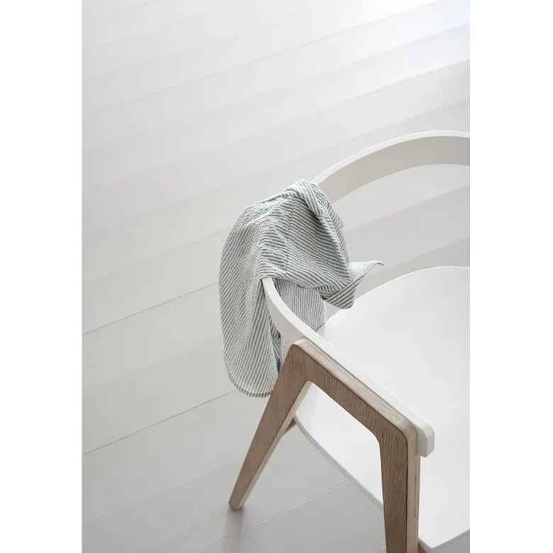 Oliver Furniture Wood armstol