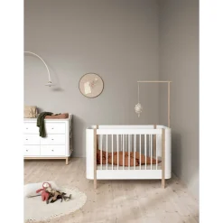 Oliver Furniture Wood Holder for Mini+ Basic Canopy or Mobile, Oak