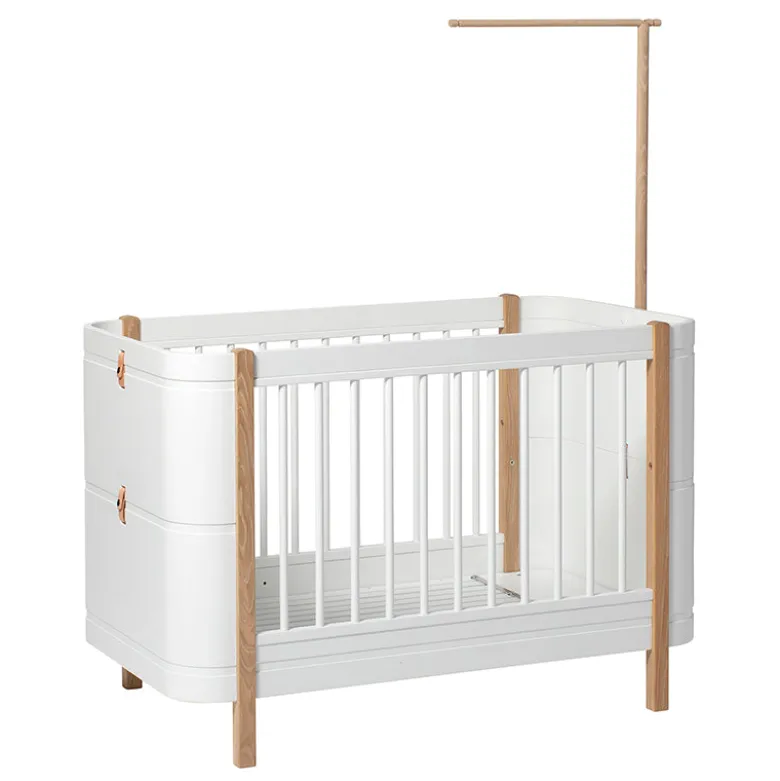 Oliver Furniture Wood Holder for Mini+ Basic Canopy or Mobile, Oak