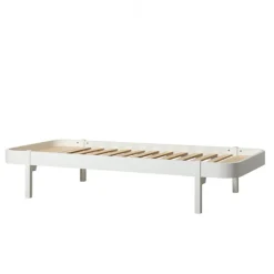 Oliver Furniture, Wood Lounger, 90 x 200 cm - White