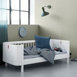 Oliver Furniture, Wood Mini+ Crib Including Junior Kit – White