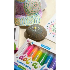 Ooly 3D Effect Dot Painting Set, Dot-a-Lot Pearlescent, 8 Pack