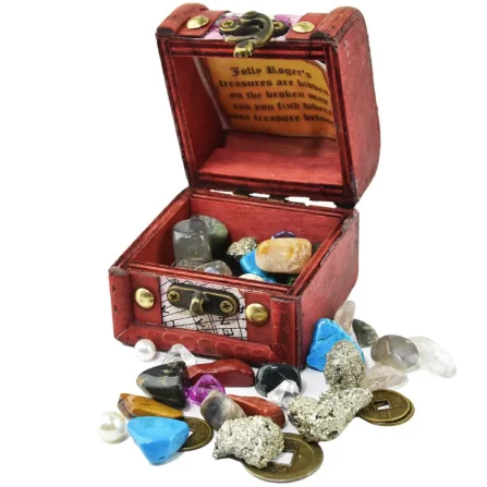 Robetoy Pirate Treasure Chest with Contents, assorted