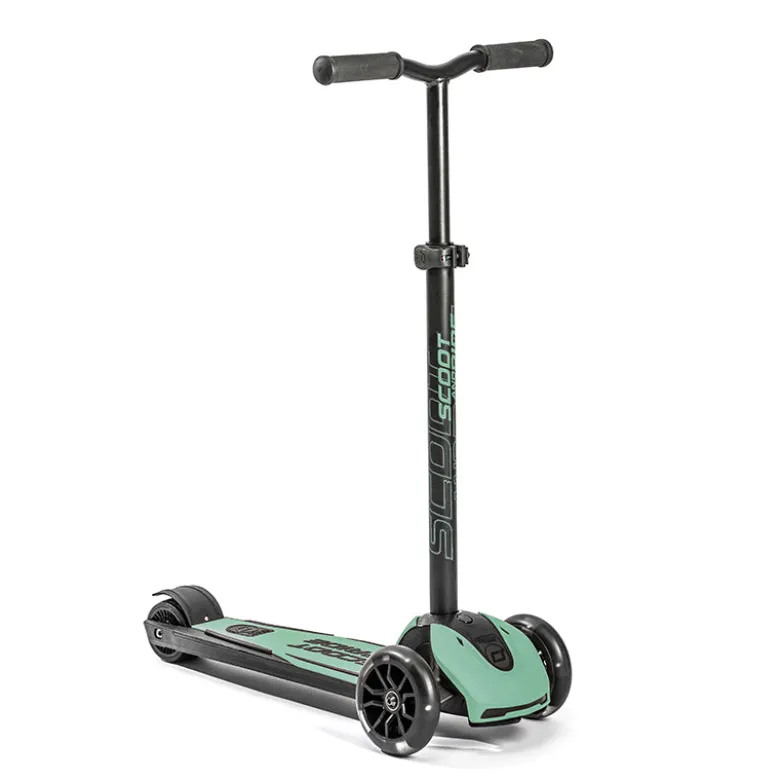 Scoot and Ride Highway Kick 5, Scooter - LED Forest