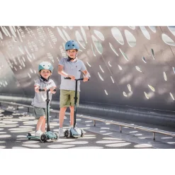 Scoot and Ride Highway Kick 5, Scooter - LED Forest