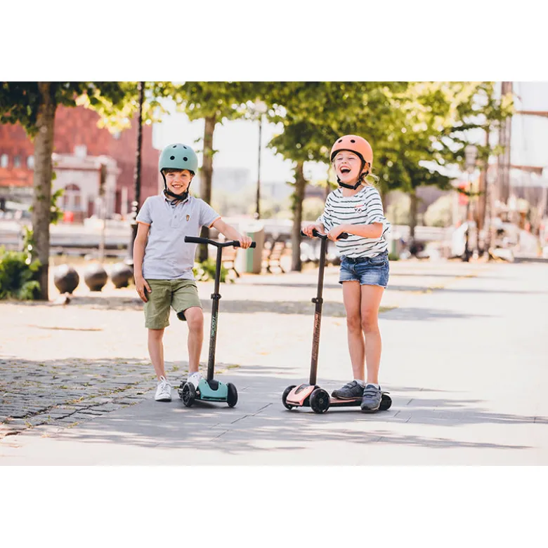 Scoot and Ride Highway Kick 5, Kick Scooter – LED Ash