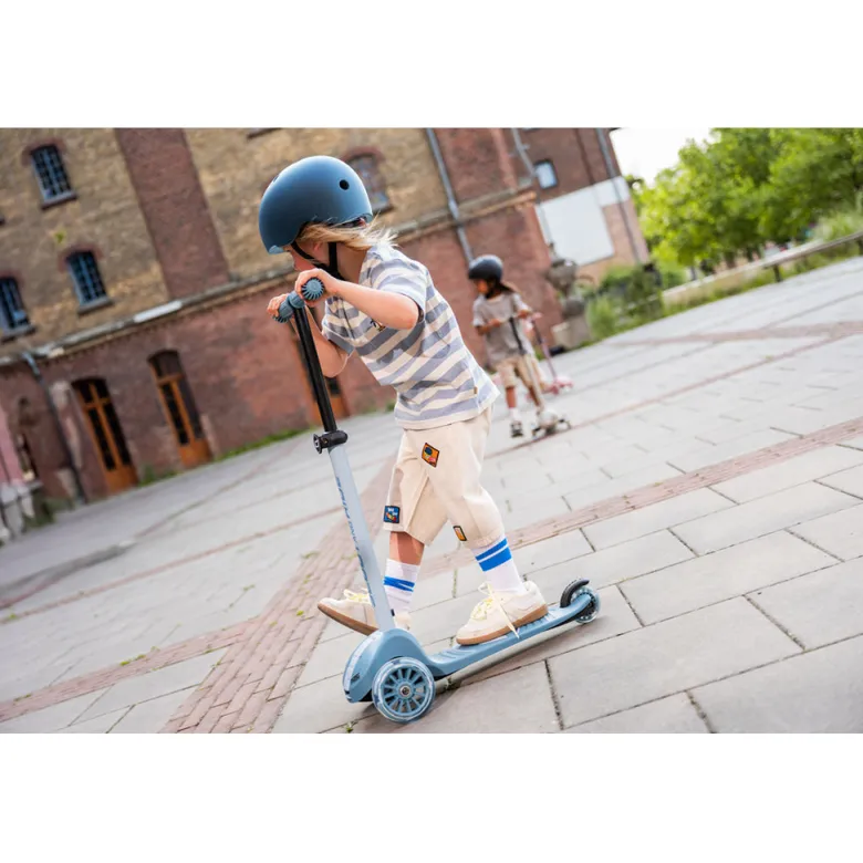 Scoot and Ride Highway Kick 3S, Kick Scooter – LED Forest