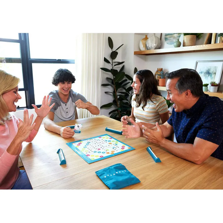 Scrabble original Denmark, Board Game