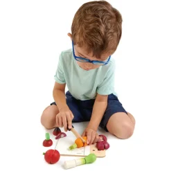 Tender Leaf Wooden Play Food - Cutting Board with Vegetables